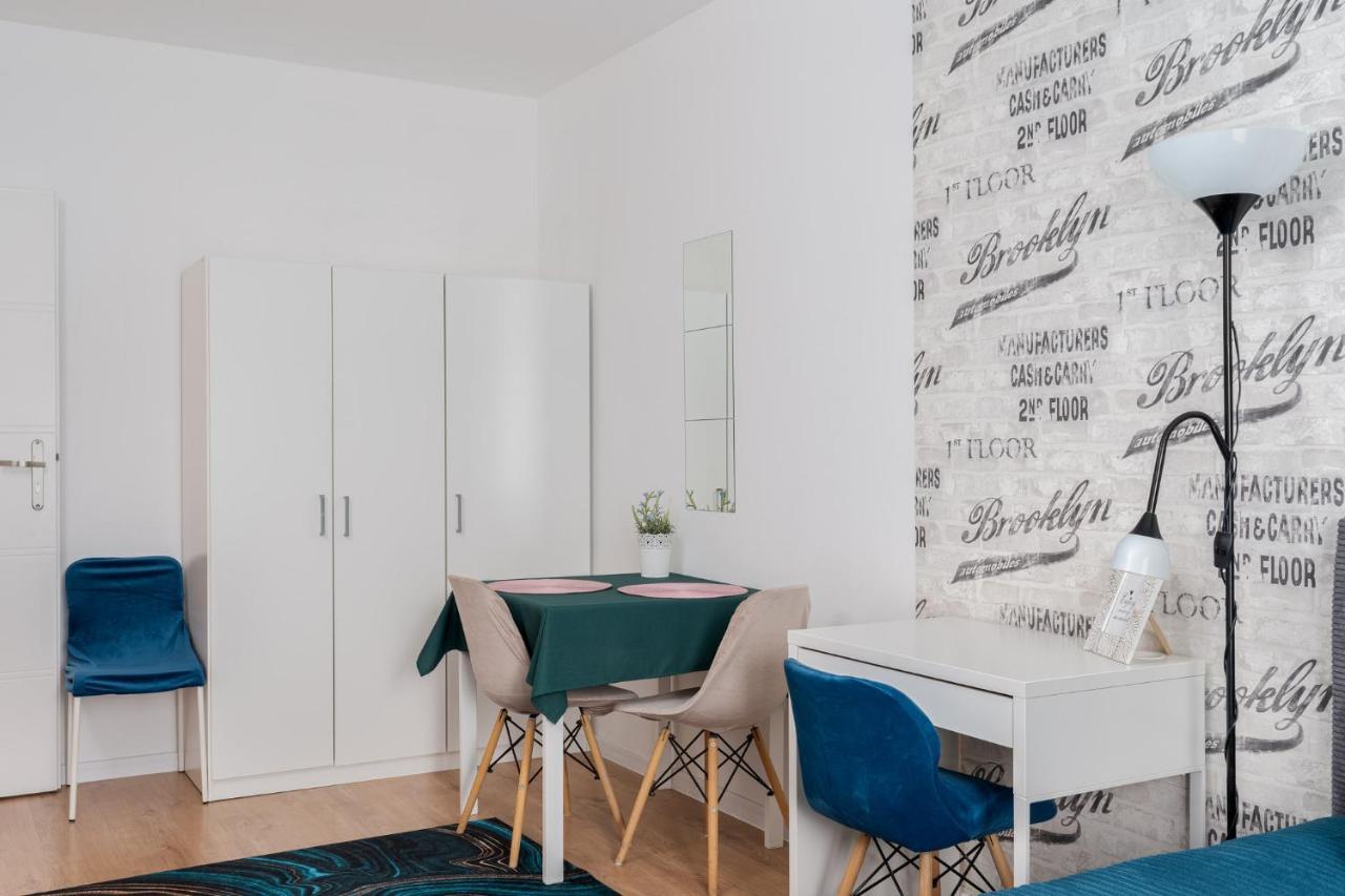 Apartament Kolorowe Balkony Czyzewskiego 3 Apartament